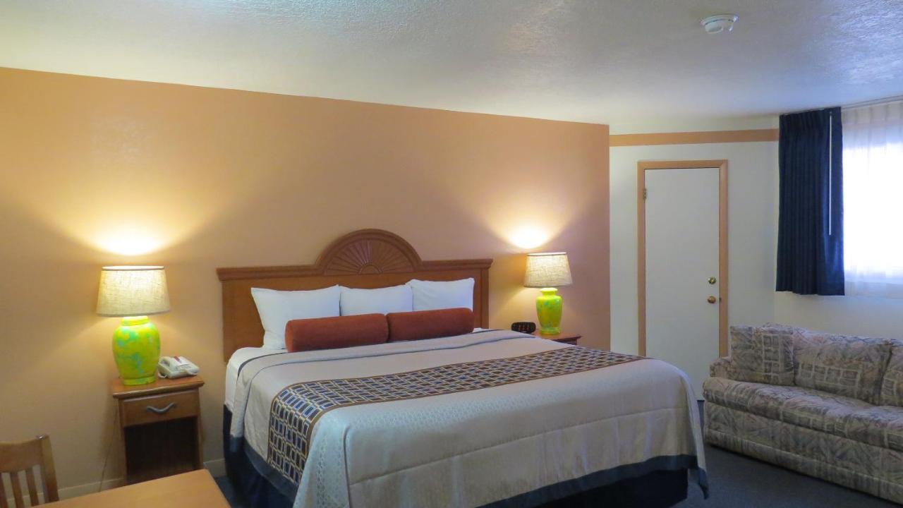 רטון Casa Lemus Inn מראה חיצוני תמונה
