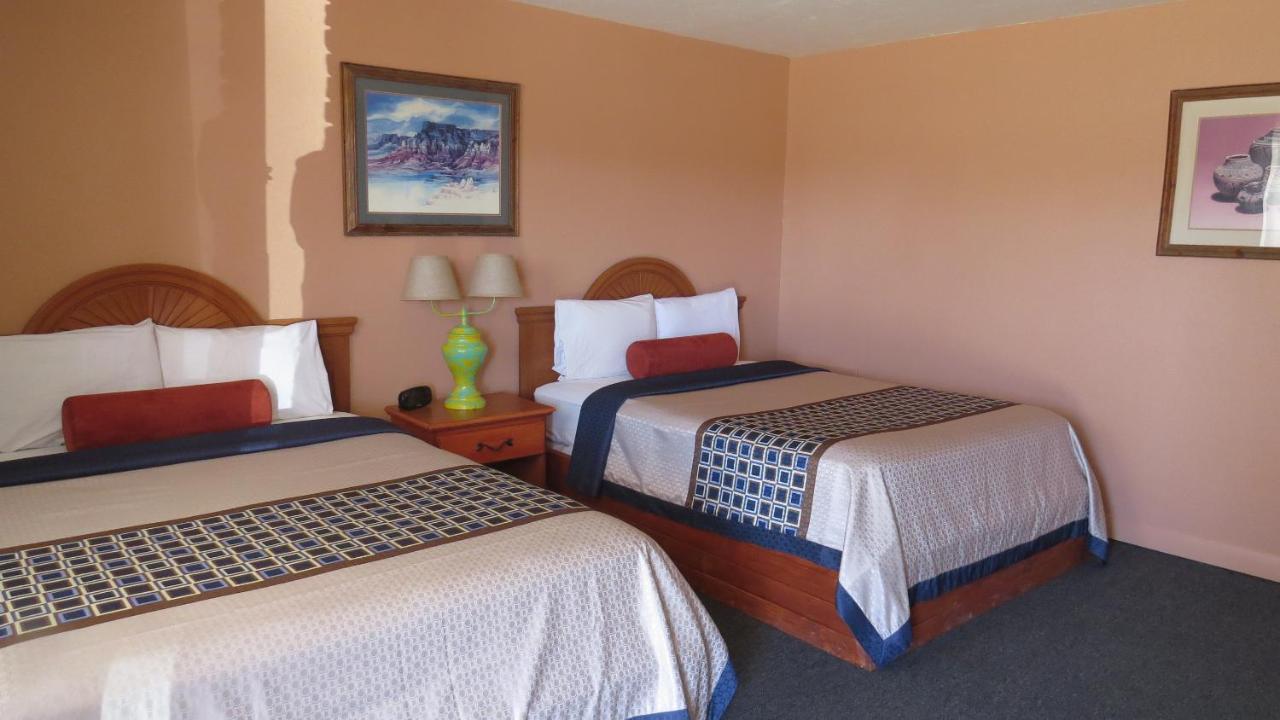 רטון Casa Lemus Inn מראה חיצוני תמונה